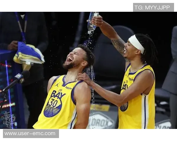 乔治开场火力全开3分钟内4投4中独取11分展现强大攻击力 乔治开场火力全开3分钟内4投4中独取11分展现强大攻击力