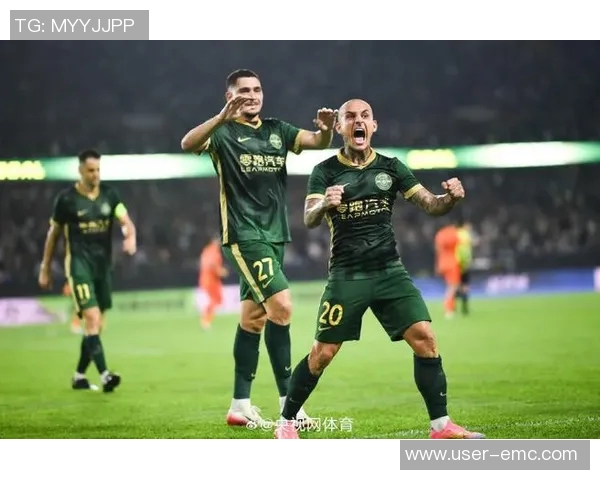 浙江队亚戈展现高效进攻能力14场比赛打入10球1助攻成球队核心 浙江队亚戈展现高效进攻能力14场比赛打入10球1助攻成球队核心