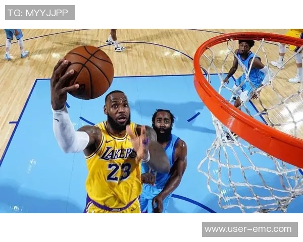 解说：哈登与米切尔默契配合骑士队已崛起为东部最强劲对手